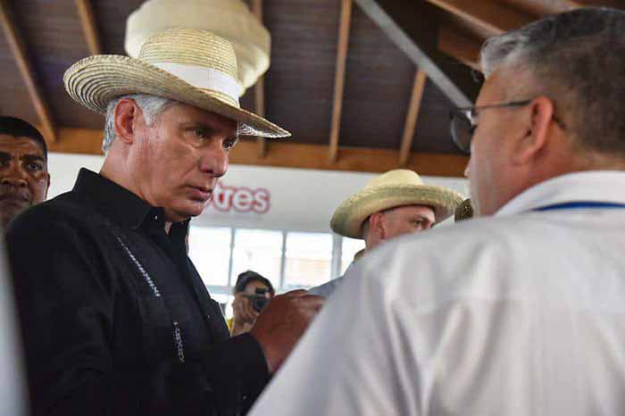 Recorre Díaz-Canel instalaciones turísticas de Jardines del Rey 