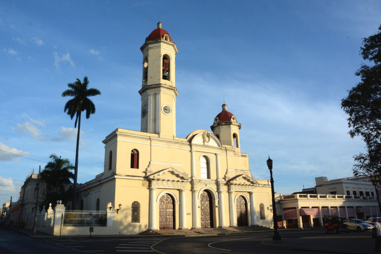 Cienfuegos.  Fotos: Modesto Gutiérrez Cabo