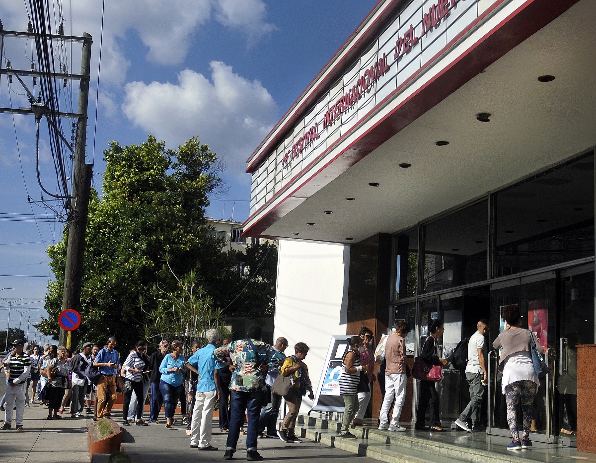 Que arda la vida con muchas ganas Que arda la vida con muchas ganas