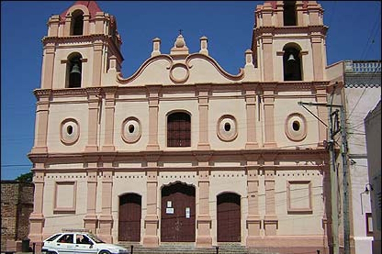 Iglesias distinguen villa patrimonial de Cuba como destino turístico