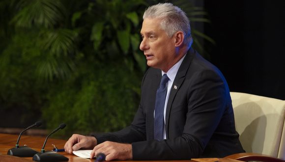  Miguel Díaz-Canel Bermúdez,