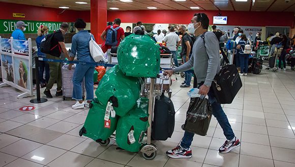 Aeropuerto Internacional José Martí. Foto: Abel Padrón Padilla/ Cubadebate.