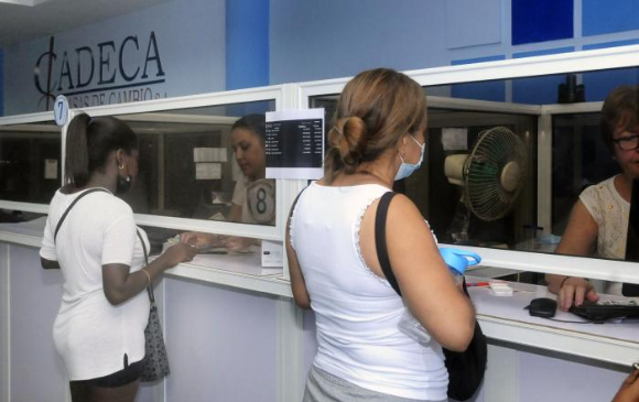 Cadeca abre nuevas oficinas para la venta de divisas en todo el país
