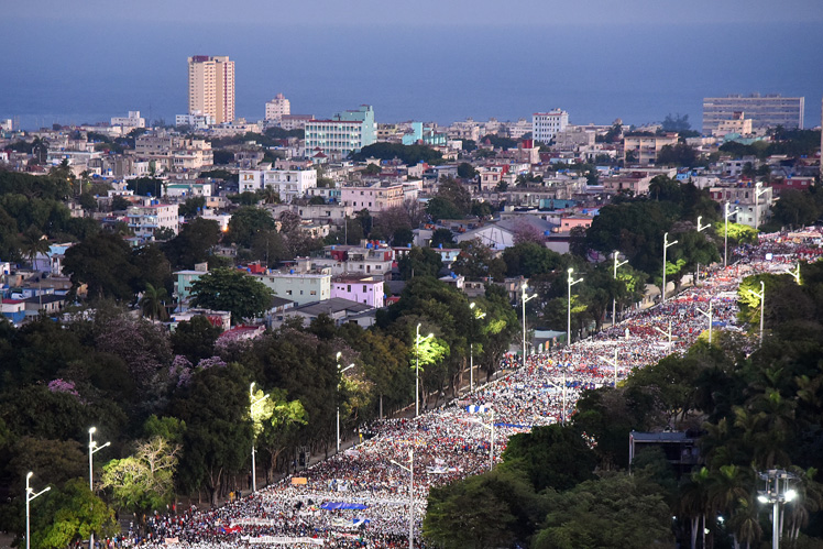 desfile por el primero de mayo