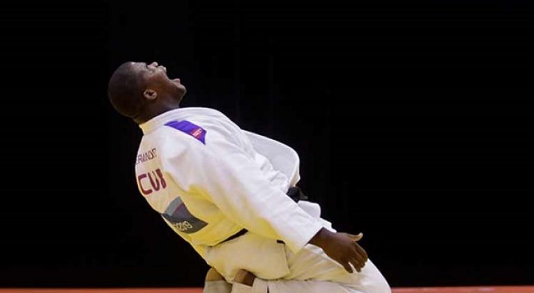 Cubanos parten hacia Azerbaiyán para clasificatorio de parajudo Tokio 2020