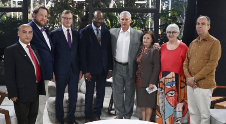 Recibió Presidente cubano al Reverendo Jerry Pillay