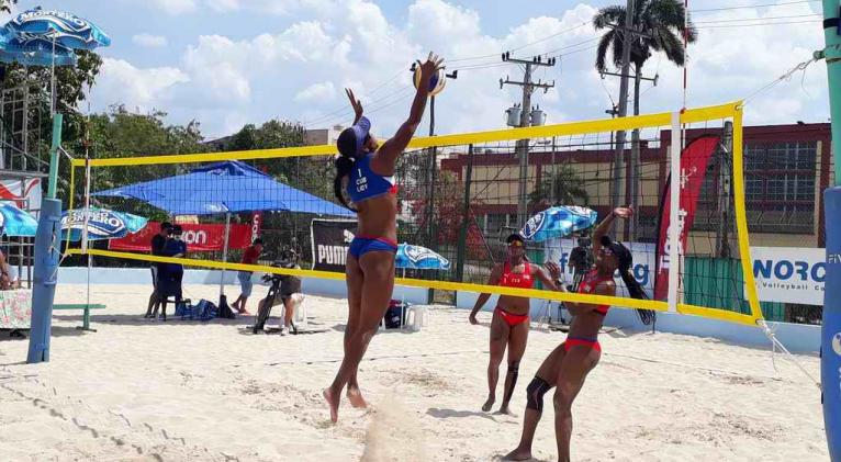 Playeras listas para buscar boleto a Tokio