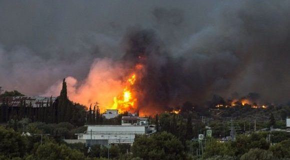 incendio en grecia e1628517296189 580x321